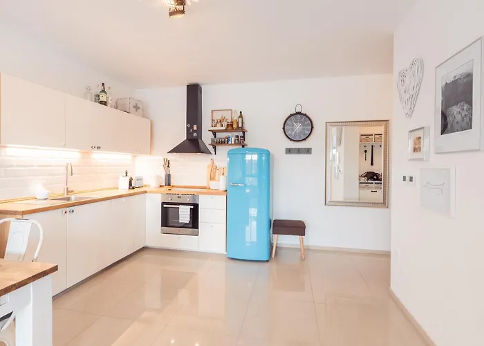 Danica S Bazenom Apartman *